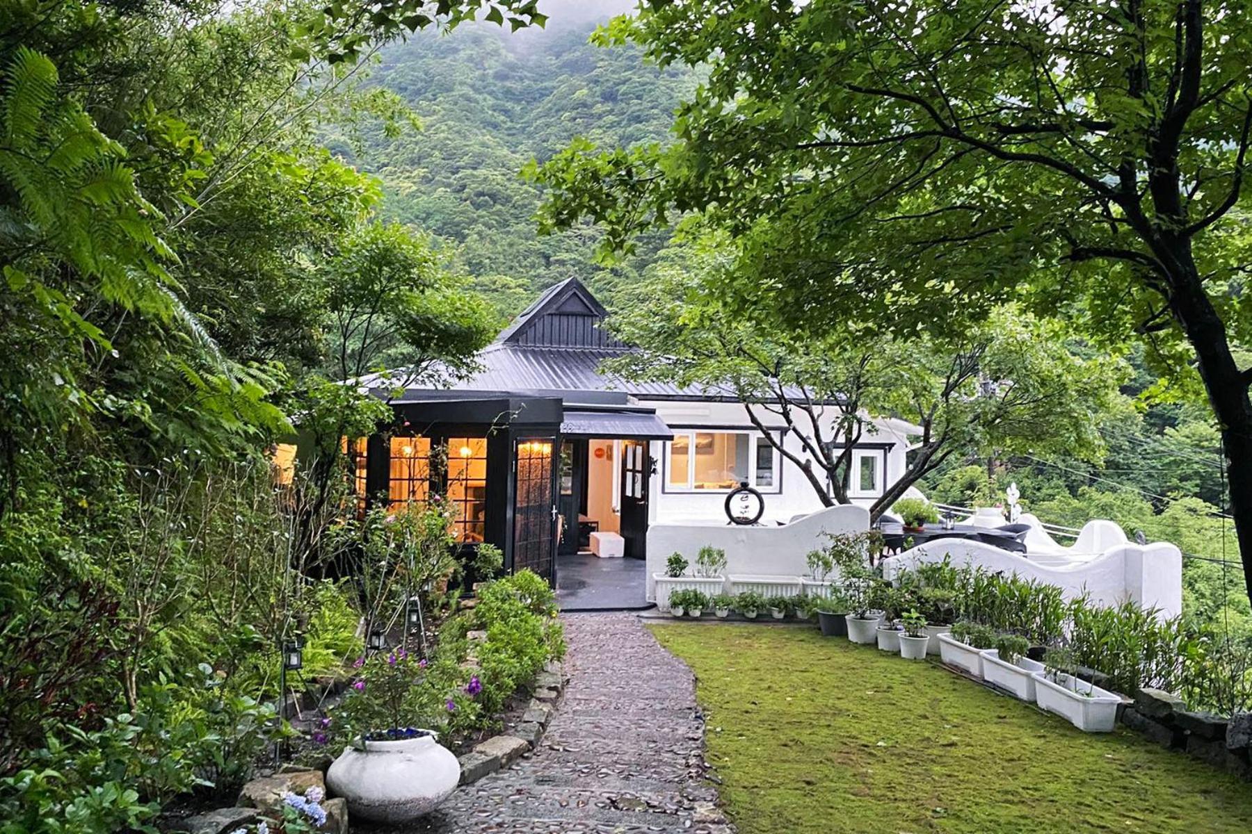 金石新月光 Jiufen Exterior foto